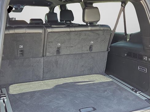 New 2025 Jeep Wagoneer L 4WD w/ Convenience Group I image 8