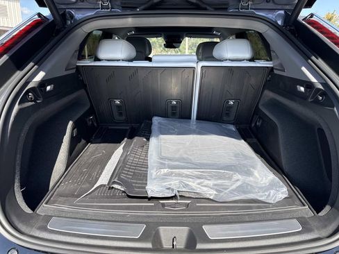 New 2026 Cadillac Optiq Luxury 1 image 11