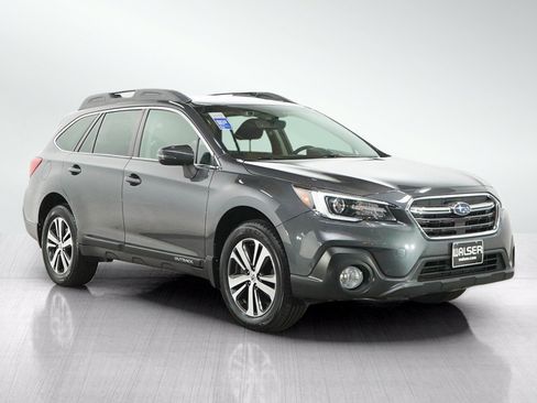 Used 2018 Subaru Outback 2.5i Limited AWD/4WD image 7