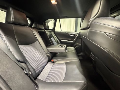 Used 2020 Toyota RAV4 XSE image 27