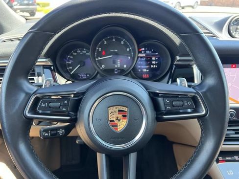 Used 2022 Porsche Macan AWD/4WD image 21