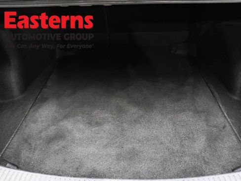 Used 2023 Toyota Corolla LE image 9