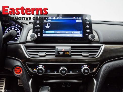 Used 2022 Honda Accord Sport image 12