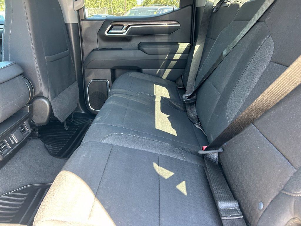 Used 2025 Chevrolet Silverado 1500 LT RWD image 15