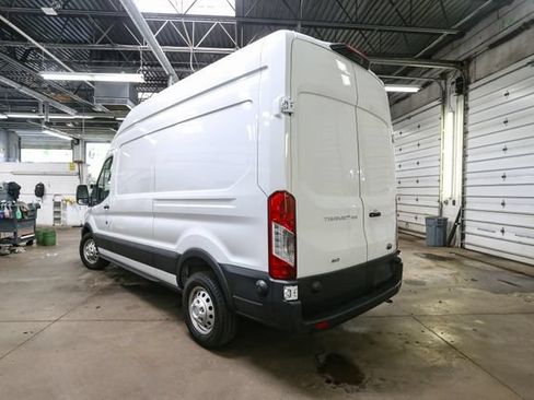 Used 2024 Ford Transit 250 148 High Roof AWD image 7