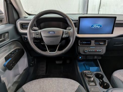 Used 2025 Ford Maverick XLT w/ Equipment Group 301A image 26