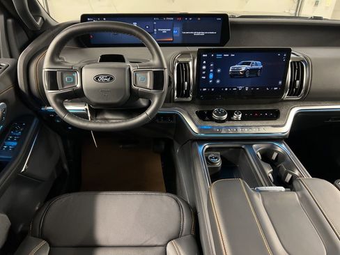 New 2026 Ford Expedition Tremor image 8