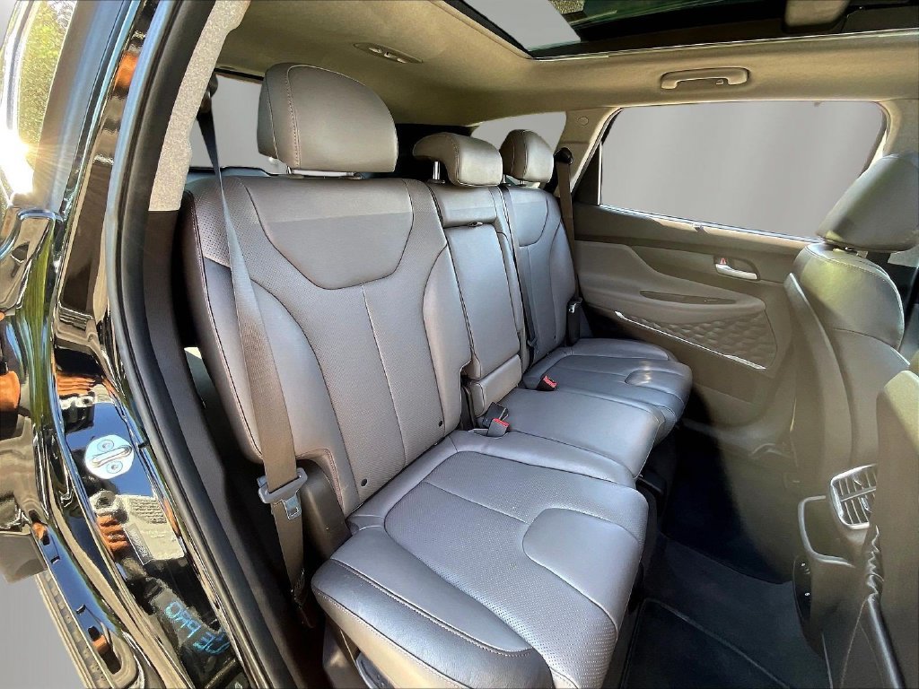 Used 2020 Hyundai Santa Fe SEL w/ Convenience + Premium Package FWD image 26