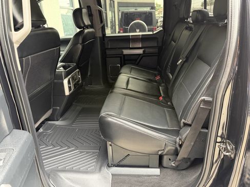 Used 2019 Ford F250 Lariat w/ Lariat Ultimate Package AWD/4WD image 15