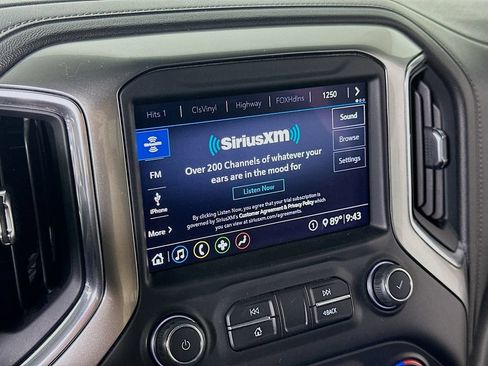 Used 2020 Chevrolet Silverado 1500 LT Trail Boss AWD/4WD image 28