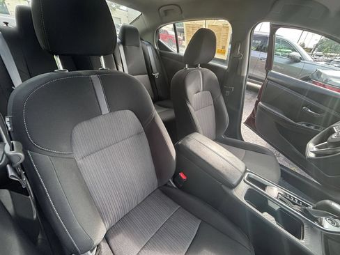 Used 2025 Nissan Sentra SV FWD image 31