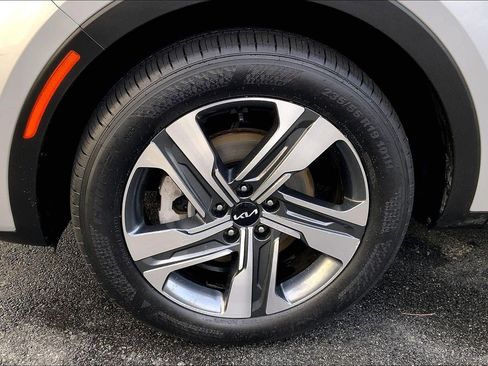 Used 2023 Kia Sorento SX Prestige image 10