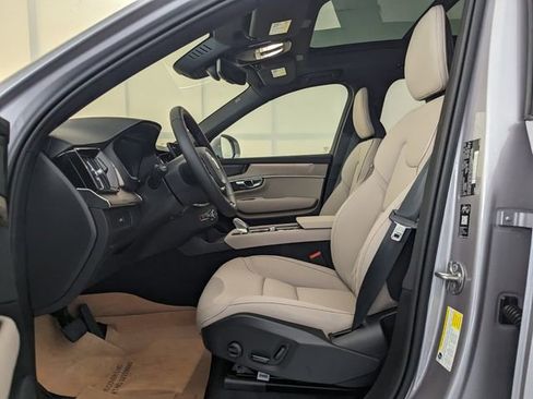New 2026 Volvo XC90 B6 Plus w/ Protection Package Premier image 6