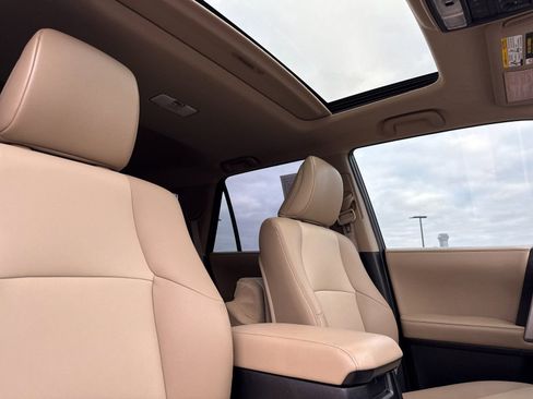 Used 2018 Toyota 4Runner SR5 Premium image 20