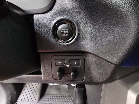 Used 2025 Toyota Tundra SR5 AWD/4WD image 26