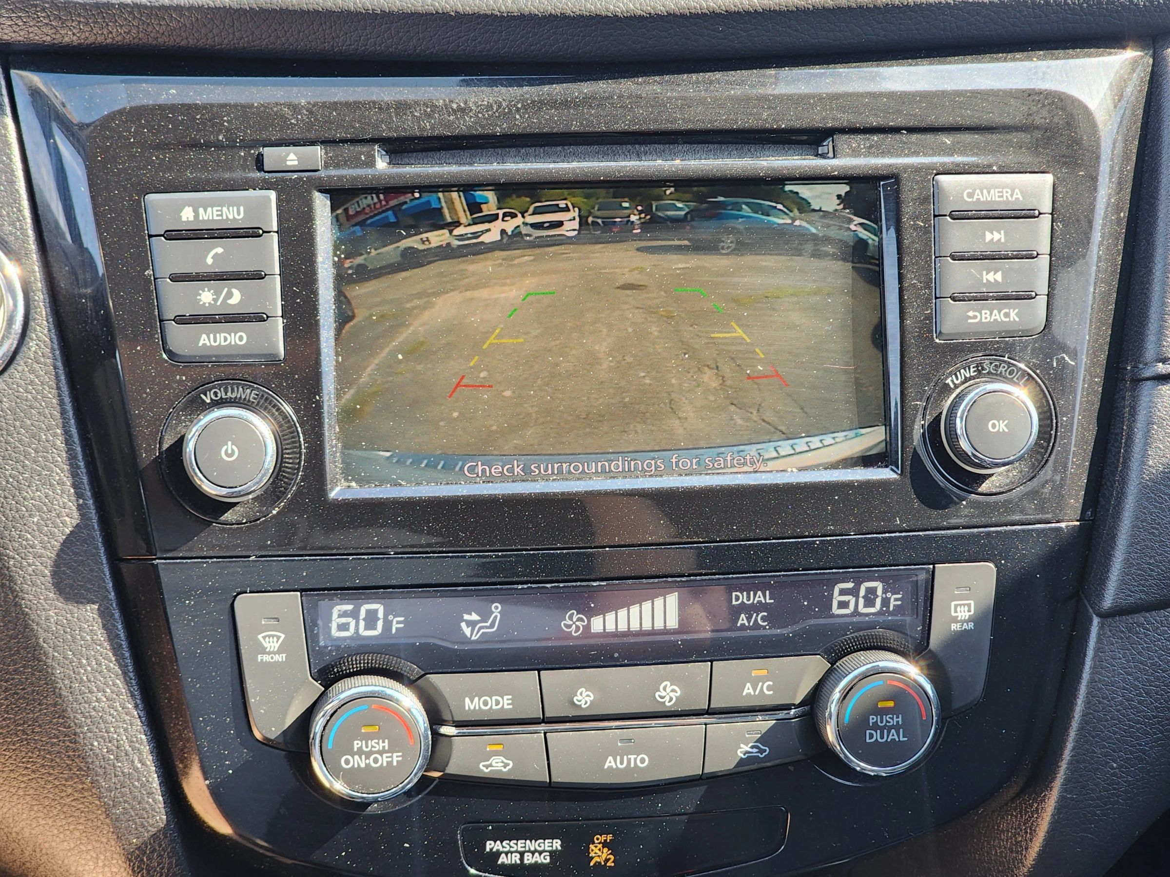 Used 2020 Nissan Rogue SV AWD/4WD image 17