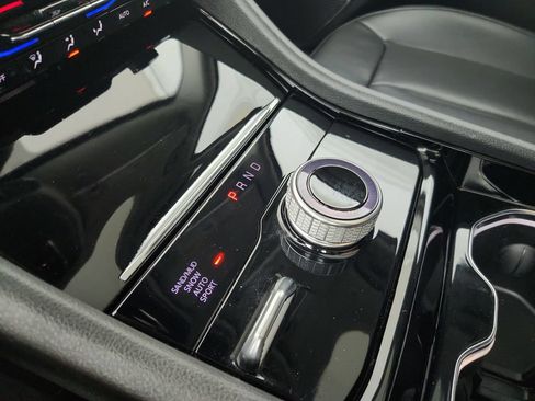Certified 2023 Jeep Grand Cherokee Limited w/ Luxury Tech Group II AWD/4WD image 32