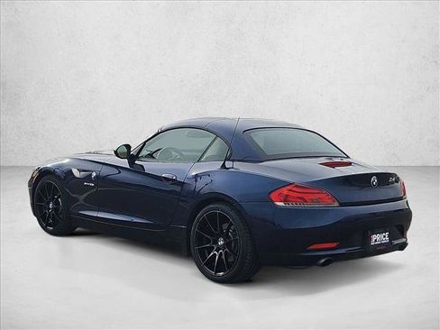 Used 2011 BMW Z4 sDrive35i image 8
