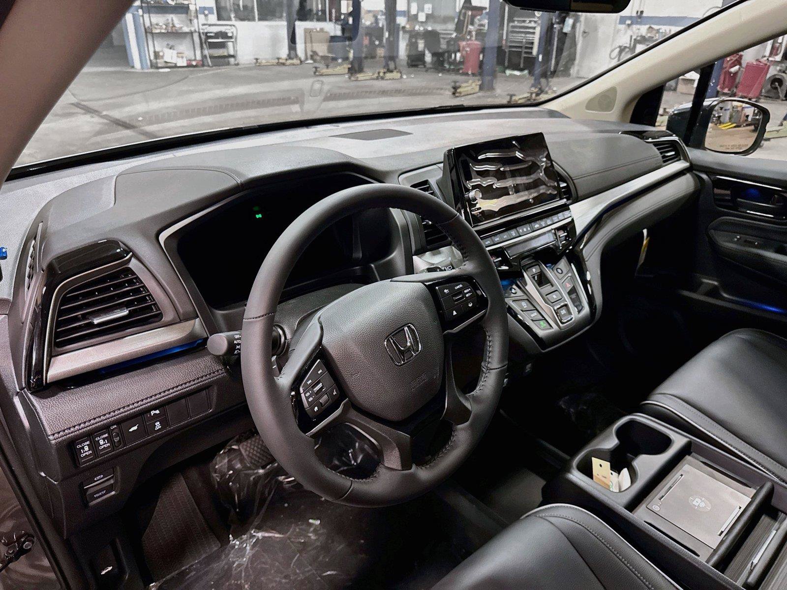 New 2027 Honda Odyssey Touring image 25