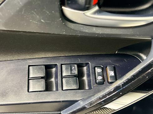 Used 2018 Toyota Corolla iM image 16