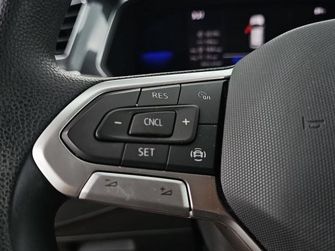 Used 2022 Volkswagen Tiguan S FWD image 15