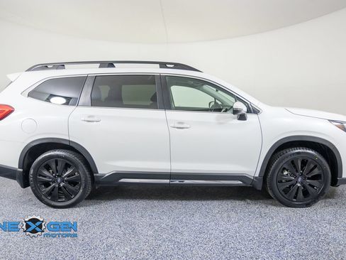 Used 2022 Subaru Ascent Limited w/ Technology Package AWD/4WD image 8