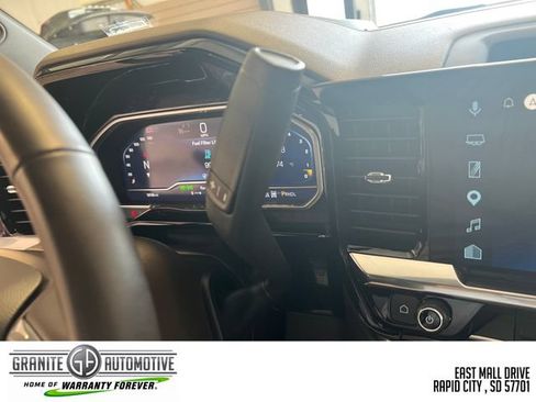 Used 2025 Chevrolet Silverado 2500 LT w/ Convenience Package AWD/4WD image 25