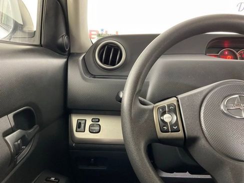Used 2014 Scion xB image 22