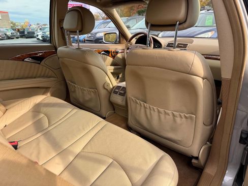 Used 2008 Mercedes-Benz E 320 BlueTEC Sedan image 28