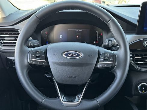 Used 2024 Ford Escape Active image 11