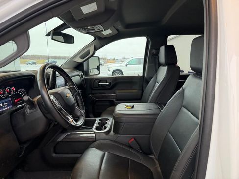 Used 2023 Chevrolet Silverado 2500 LTZ image 9