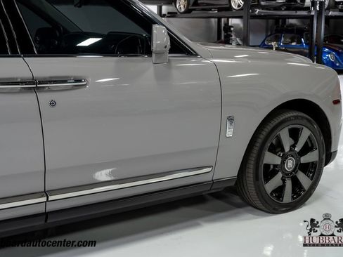Used 2023 Rolls-Royce Cullinan AWD/4WD image 39