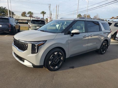 New 2026 Kia Carnival EX image 2