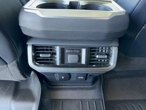 Certified 2023 Ford F150 Platinum w/ Equipment Group 701A High image 37