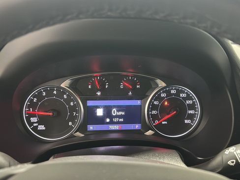 Used 2023 GMC Terrain SLT w/ Infotainment Package II AWD/4WD image 11