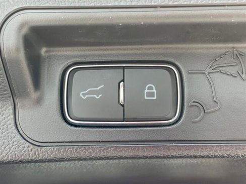 Used 2023 Ford Explorer ST-Line w/ Class IV Trailer Tow Package image 14