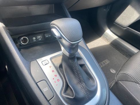 Used 2019 Kia Forte LXS FWD image 35