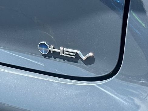 Used 2024 Toyota Prius XLE FWD image 29