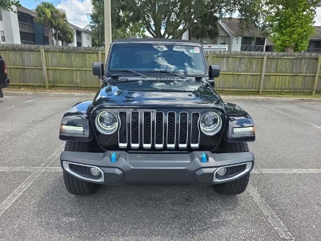 Used 2023 Jeep Wrangler Unlimited Sahara AWD/4WD image 5