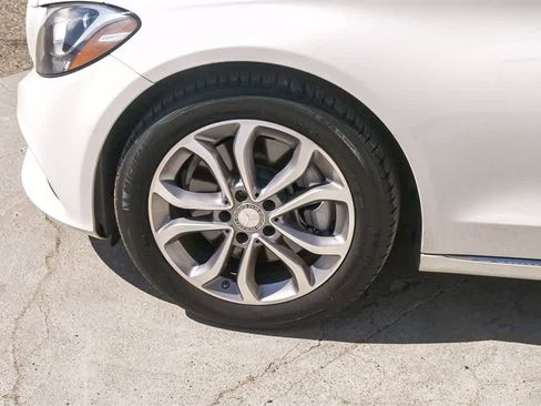 Used 2015 Mercedes-Benz C 300 Sedan image 5