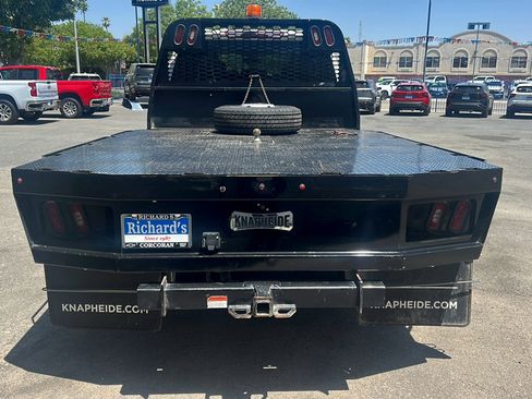 Used 2023 Chevrolet Silverado 3500 LT w/ Convenience Package AWD/4WD image 4