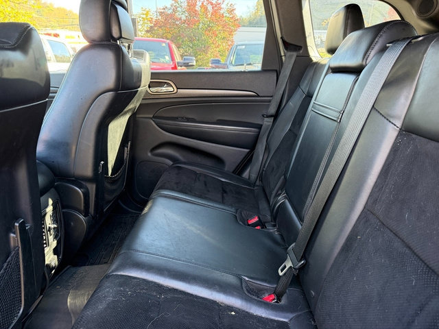 Used 2015 Jeep Grand Cherokee Altitude AWD/4WD image 11