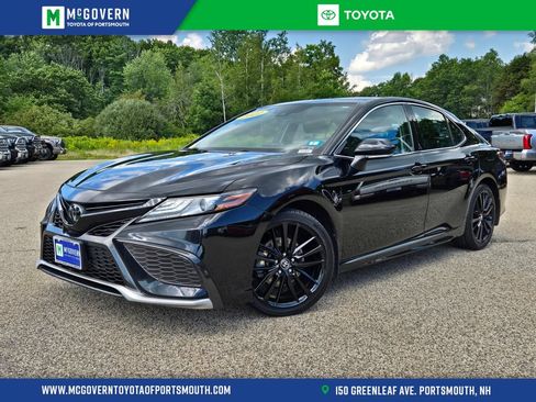 Used 2022 Toyota Camry XSE w/ Cold Weather Package FWD image 1