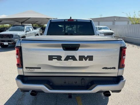 Certified 2025 RAM 1500 Big Horn AWD/4WD image 5