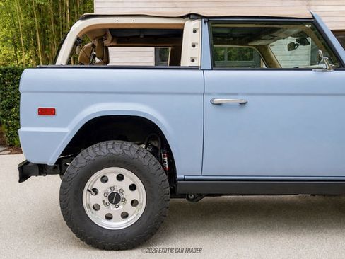 Used 2025 Ford Bronco Badlands AWD/4WD image 10