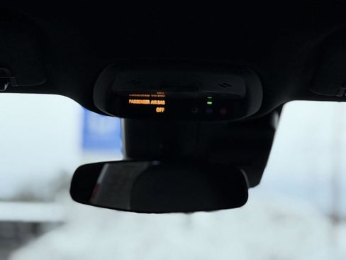 Certified 2025 Buick Envista Preferred w/ Convenience I Package image 22