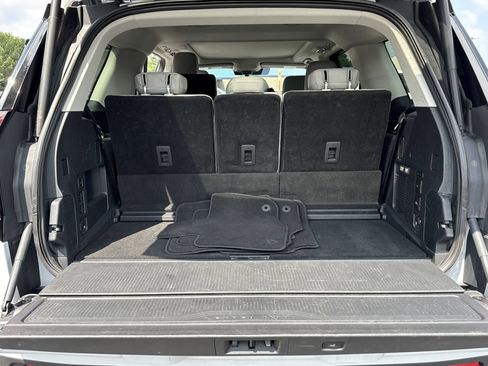 Certified 2025 Ford Expedition Active AWD/4WD image 25