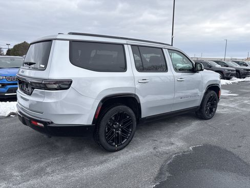 New 2026 Jeep Grand Wagoneer Limited AWD/4WD image 6