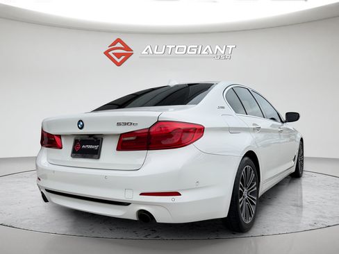 Used 2018 BMW 530e RWD image 11
