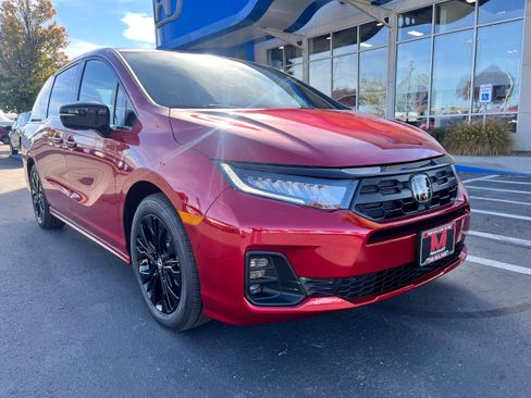 New 2026 Honda Odyssey Sport-L image 1